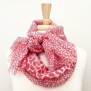 Light & Gauzy Weave Artful Cheetah Dot Print Scarf NWT